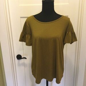 Very Cute Olive Green Top